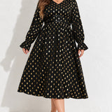 Robe noire et motifs or - Noire et dorée / XL - Robe dorée